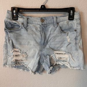 Mudd light washed jean shorts
